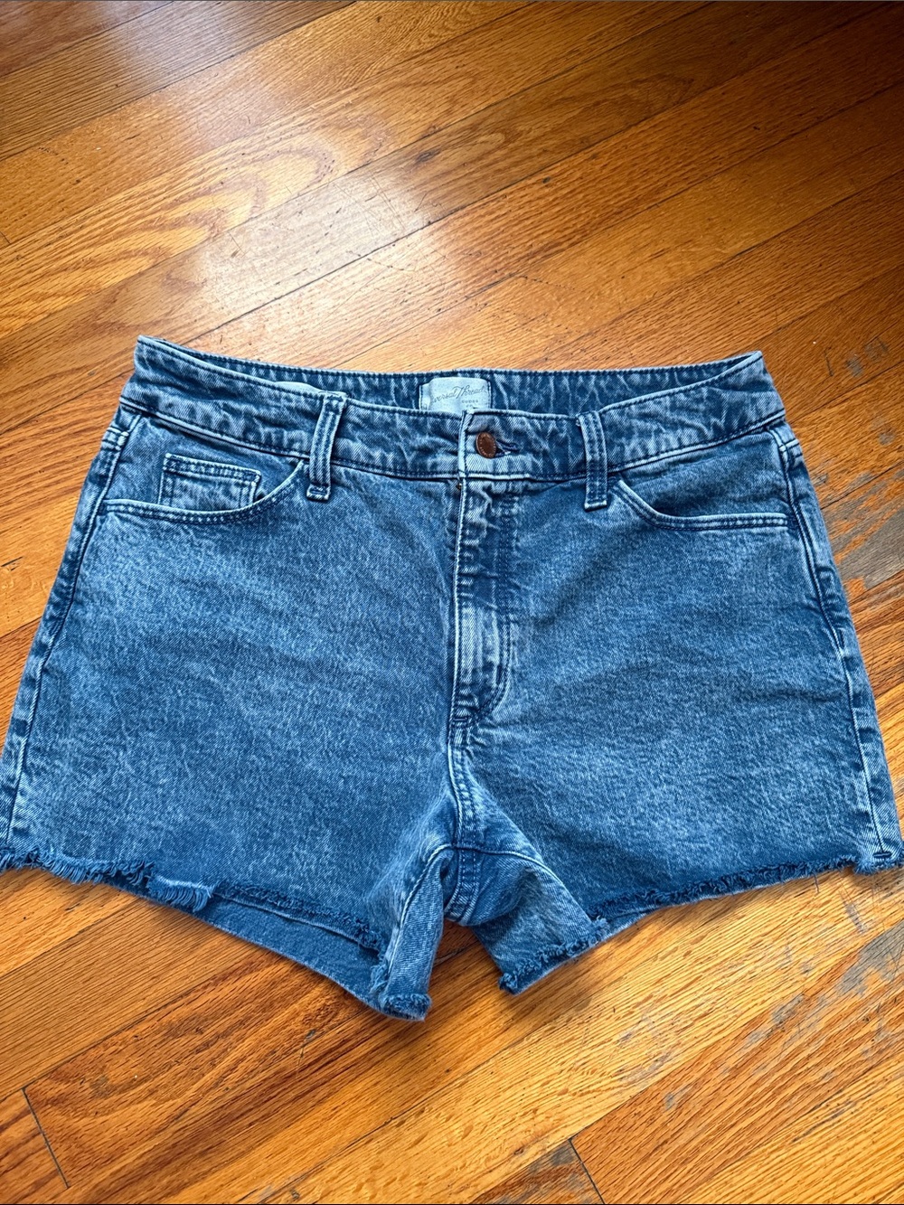 Universal thread goods co. Vintage midi 8/29